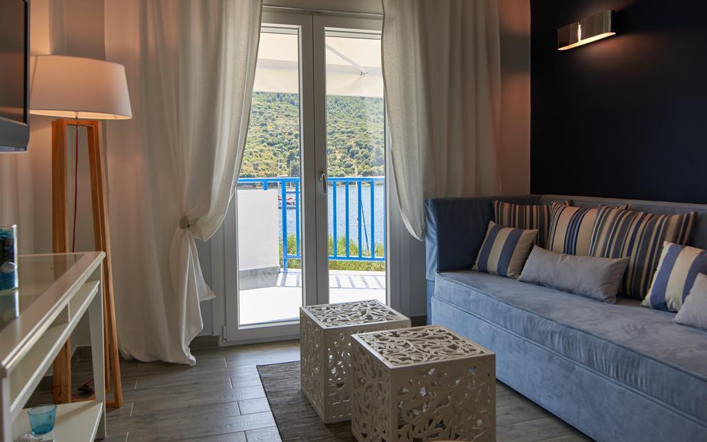 Aiolis Studios Porto Koufo Bagian luar foto